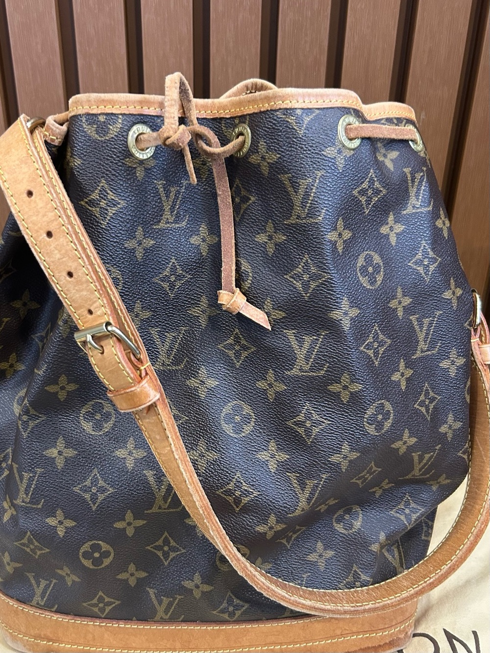 Louis Vuitton Monogram Canvas Brown & Tan Drawstring Shoulder Bag